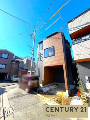 �_�ސ쌧���l�s�ߌ��搶��4���ڂ̐V�z��ˌ��Ă̑O�ʓ��H�܂ތ��n�ʐ^