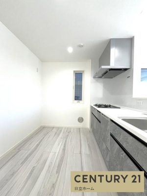 �_�ސ쌧���l�s�ߌ��搶��4���ڂ̐V�z��ˌ��ẴL�b�`��