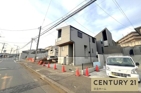 �_�ސ쌧���l�s�_�ސ�搛�c���̐V�z��ˌ��Ă̑O�ʓ��H�܂ތ��n�ʐ^