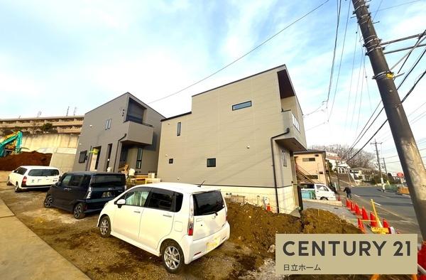 �_�ސ쌧���l�s�_�ސ�搛�c���̐V�z��ˌ��Ă̑O�ʓ��H�܂ތ��n�ʐ^