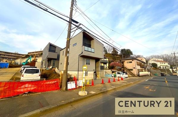 �_�ސ쌧���l�s�_�ސ�搛�c���̐V�z��ˌ��Ă̑O�ʓ��H�܂ތ��n�ʐ^