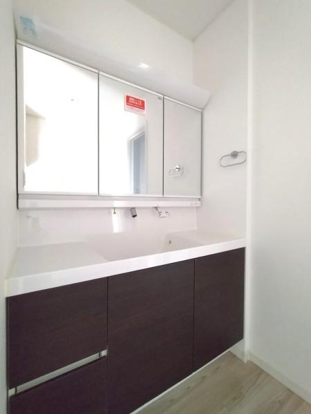 �_�ސ쌧���l�s���J��{��1���ڂ̒��È�ˌ��Ẳ摜