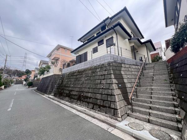 �_�ސ쌧���l�s�h������̒��È�ˌ��Ă̂��̑����n