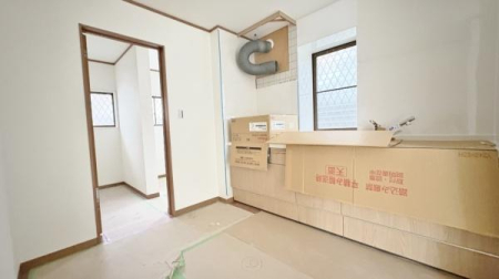 �_�ސ쌧���l�s����㔒��2���ڂ̒��È�ˌ��ẴL�b�`��