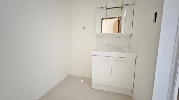 �_�ސ쌧���l�s����㔒��2���ڂ̒��È�ˌ��Ă̐��ʑ�E���ʏ�