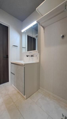 �_�ސ쌧���l�s��攒�S��3���ڂ̒��È�ˌ��Ă̐��ʑ�E���ʏ�