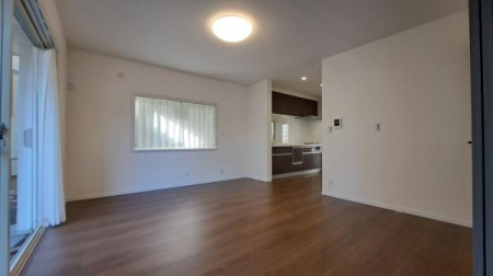 �_�ސ쌧���l�s��攒�S��3���ڂ̒��È�ˌ��Ẵ��r���O