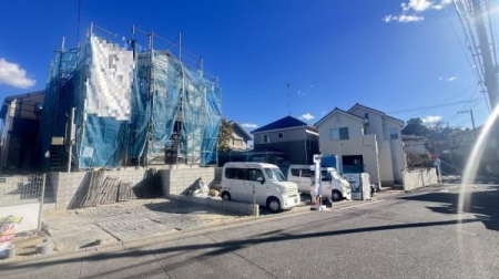 �_�ސ쌧���l�s��q��m����1���ڂ̐V�z��ˌ��Ă̂��̑����n