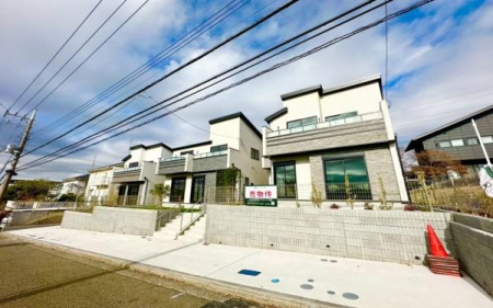 �_�ސ쌧���l�s�t��`�c��3���ڂ̐V�z��ˌ��Ă̌��n�O�ώʐ^