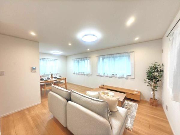 �_�ސ쌧���l�s�h��{����3���ڂ̒��È�ˌ��Ẵ��r���O