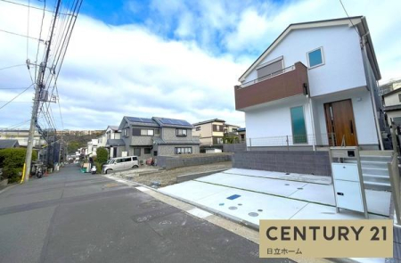 �_�ސ쌧���l�s����折���J��2���ڂ̐V�z��ˌ��Ă̑O�ʓ��H�܂ތ��n�ʐ^