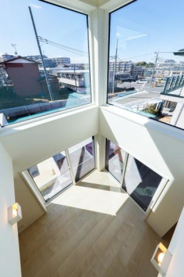 �_�ސ쌧���l�s�t�擡���u1���ڂ̒��È�ˌ��Ẵ��r���O