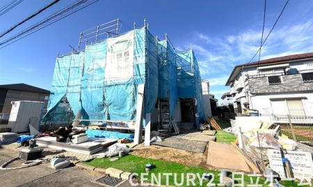 �_�ސ쌧���l�s�t�抛�u�c���̐V�z��ˌ��Ă̑O�ʓ��H�܂ތ��n�ʐ^