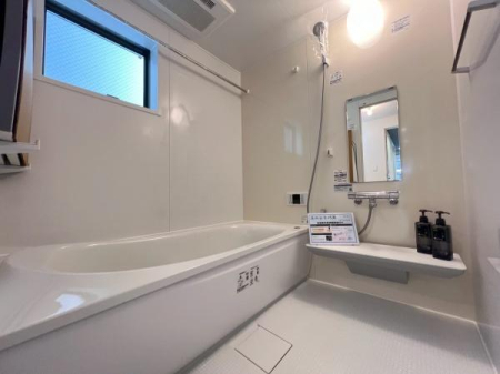 �_�ސ쌧���s�K�揬������4���ڂ̐V�z��ˌ��Ă̗���