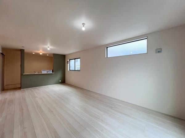 �_�ސ쌧���s�K�揬������4���ڂ̐V�z��ˌ��Ẵ��r���O