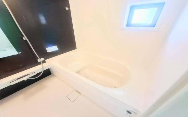 �_�ސ쌧���l�s���剪3���ڂ̐V�z��ˌ��Ă̗���