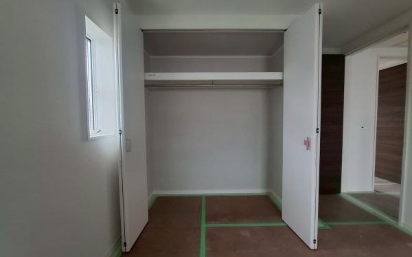 �_�ސ쌧���l�s���J����1���ڂ̐V�z��ˌ��Ă̎��[