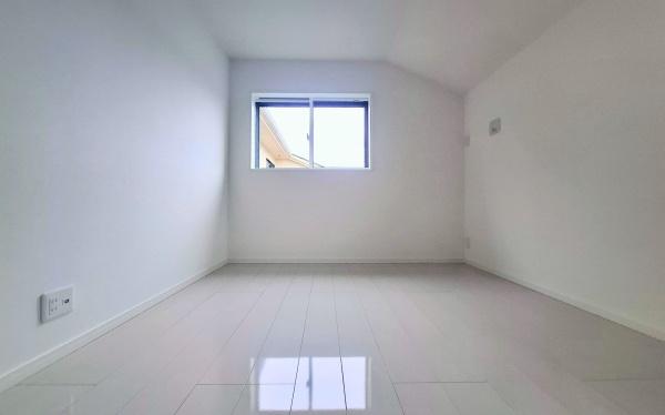 �_�ސ쌧���l�s���J����1���ڂ̐V�z��ˌ��Ă̗m��