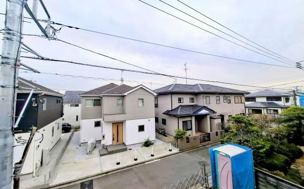 �_�ސ쌧���l�s���J����1���ڂ̐V�z��ˌ��Ă̏Z�˂���̒��]�ʐ^