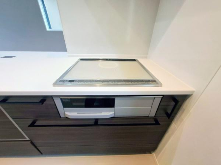 �_�ސ쌧���l�s���J����1���ڂ̐V�z��ˌ��ẴL�b�`��