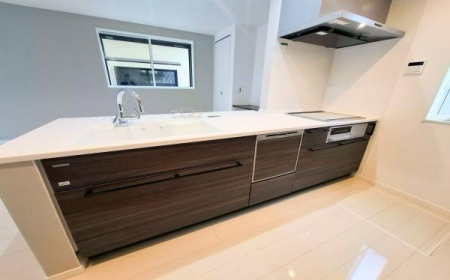 �_�ސ쌧���l�s���J����1���ڂ̐V�z��ˌ��ẴL�b�`��