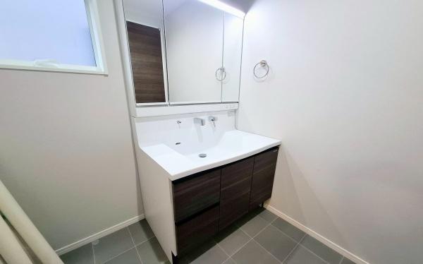 �_�ސ쌧���l�s���J����1���ڂ̐V�z��ˌ��Ă̐��ʑ�E���ʏ�