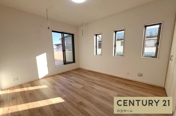 �_�ސ쌧���l�s�˒ˋ�앑��1���ڂ̐V�z��ˌ��Ă̐Q��