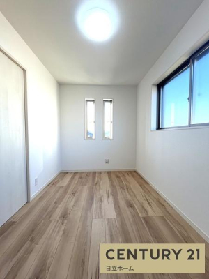 �_�ސ쌧���l�s�˒ˋ�앑��1���ڂ̐V�z��ˌ��Ă̎q������