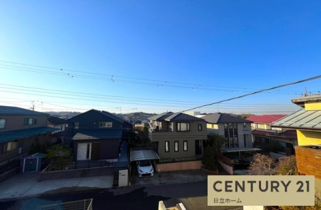 �_�ސ쌧���l�s�˒ˋ�앑��1���ڂ̐V�z��ˌ��Ă̏Z�˂���̒��]�ʐ^