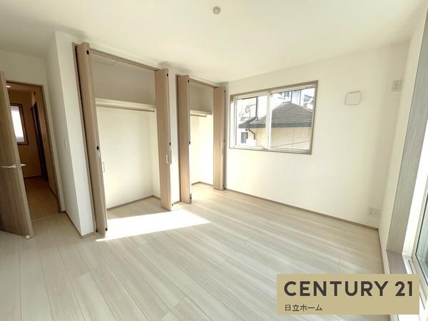 �_�ސ쌧���l�s��攒�S��1���ڂ̐V�z��ˌ��Ă̎q������