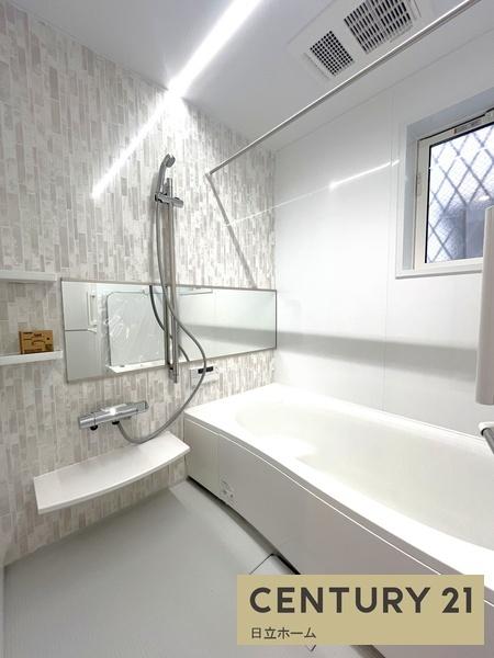 �_�ސ쌧���l�s��攒�S��1���ڂ̐V�z��ˌ��Ă̗���