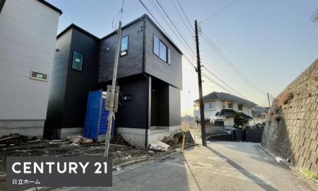 �_�ސ쌧���l�s�`���ڂ��J1���ڂ̐V�z��ˌ��Ă̑O�ʓ��H�܂ތ��n�ʐ^