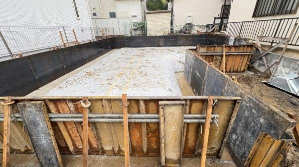 �_�ސ쌧����s���x2���ڂ̐V�z��ˌ��Ă̂��̑����n