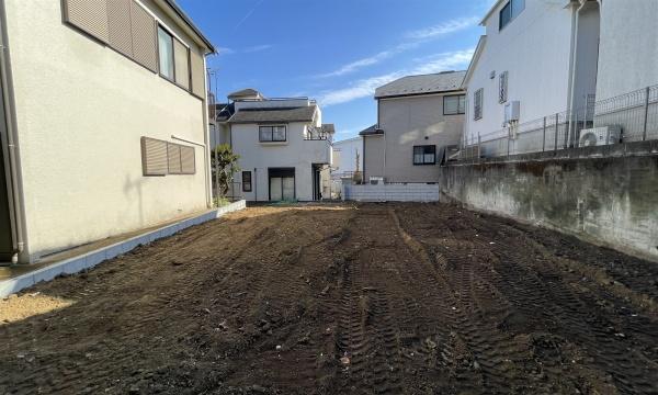 �_�ސ쌧���l�s�ۓy�P�J��@��3���ڂ̐V�z��ˌ��Ă̑O�ʓ��H�܂ތ��n�ʐ^