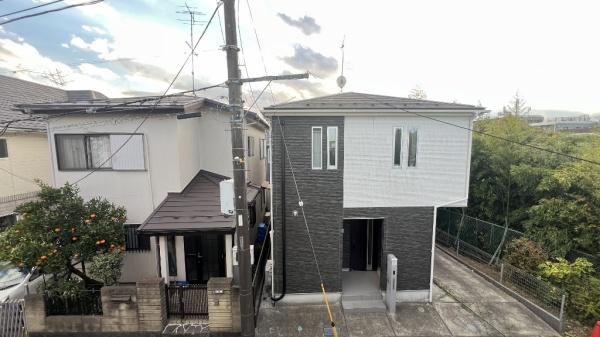 �_�ސ쌧���l�s���Z�c��2���ڂ̐V�z��ˌ��Ă̏Z�˂���̒��]�ʐ^