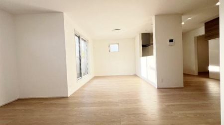 �_�ސ쌧���l�s���Z�c��2���ڂ̐V�z��ˌ��Ẵ��r���O