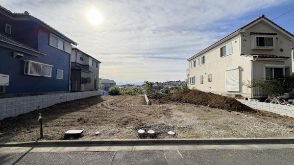 �_�ސ쌧���s������׎R4���ڂ̐V�z��ˌ��Ă̌��n�O�ώʐ^