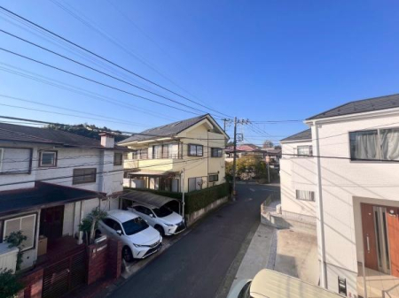 �_�ސ쌧���l�s�t��ޗǒ��̐V�z��ˌ��Ă̏Z�˂���̒��]�ʐ^