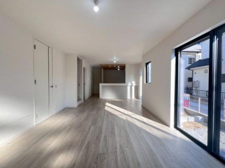 �_�ސ쌧���l�s�t��ޗǒ��̐V�z��ˌ��Ẵ��r���O