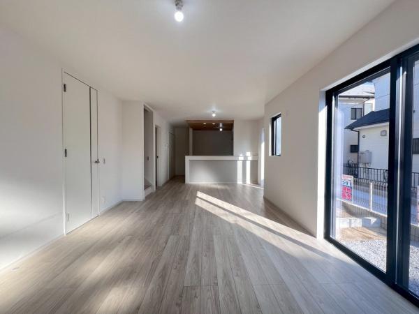 �_�ސ쌧���l�s�t��ޗǒ��̐V�z��ˌ��Ẵ��r���O