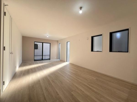 �_�ސ쌧���l�s�t��ޗǒ��̐V�z��ˌ��Ẵ��r���O