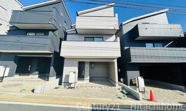 �_�ސ쌧���l�s�_�ސ�����ʂ̐V�z��ˌ��Ă̑O�ʓ��H�܂ތ��n�ʐ^