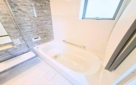 �_�ސ쌧���l�s���a�򒆉���2���ڂ̐V�z��ˌ��Ă̗���