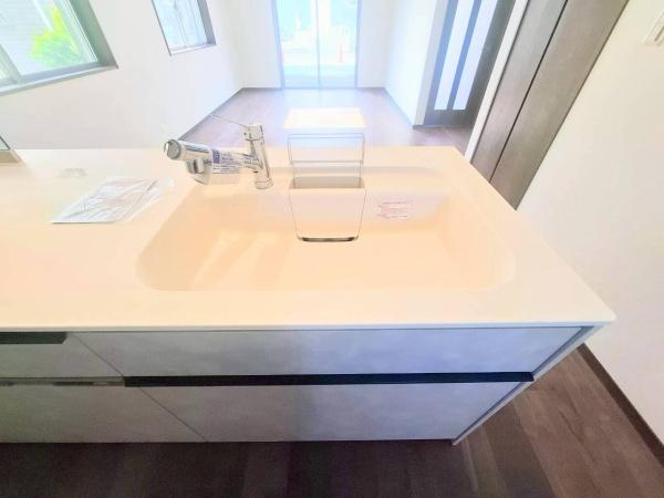 �_�ސ쌧���l�s���a�򒆉���2���ڂ̐V�z��ˌ��ẴL�b�`��