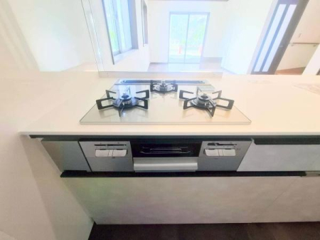 �_�ސ쌧���l�s���a�򒆉���2���ڂ̐V�z��ˌ��ẴL�b�`��