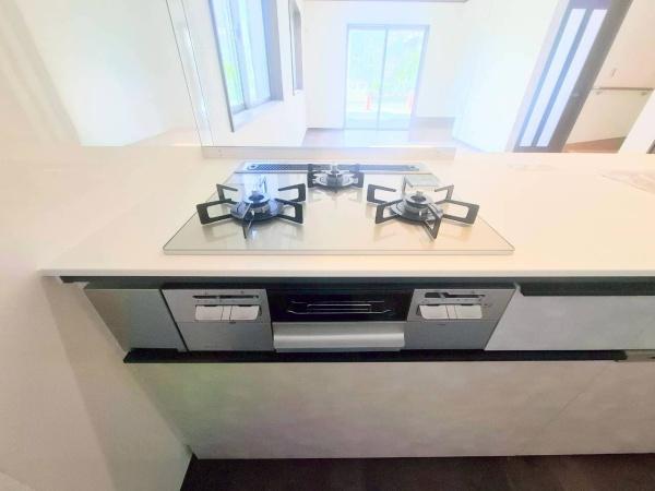 �_�ސ쌧���l�s���a�򒆉���2���ڂ̐V�z��ˌ��ẴL�b�`��