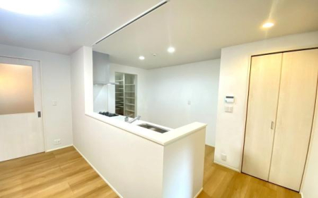 �_�ސ쌧���l�s����{�q�����̒��È�ˌ��ẴL�b�`��