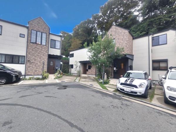 �_�ސ쌧���l�s����{�q�����̒��È�ˌ��Ă̌��n�O�ώʐ^