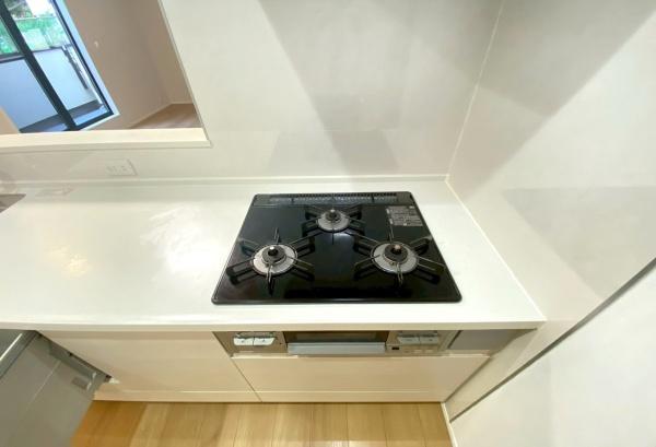 �_�ސ쌧���l�s����{�q�����̒��È�ˌ��ẴL�b�`��