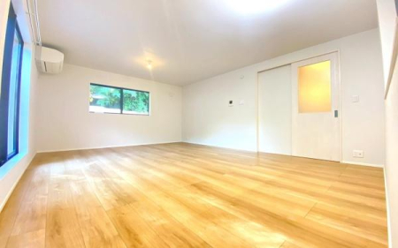 �_�ސ쌧���l�s����{�q�����̒��È�ˌ��Ẵ��r���O